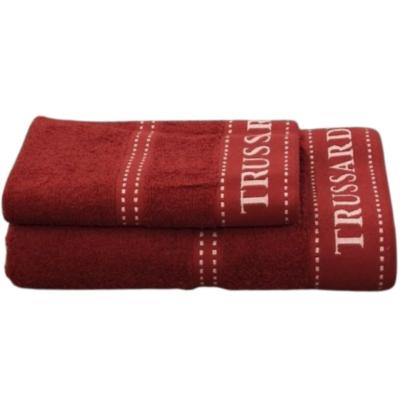 Trussardi Set due pezzi Spugna Bagno ospite e Asciugamano Viso e Mani in Scatola Ribbon Bordeaux